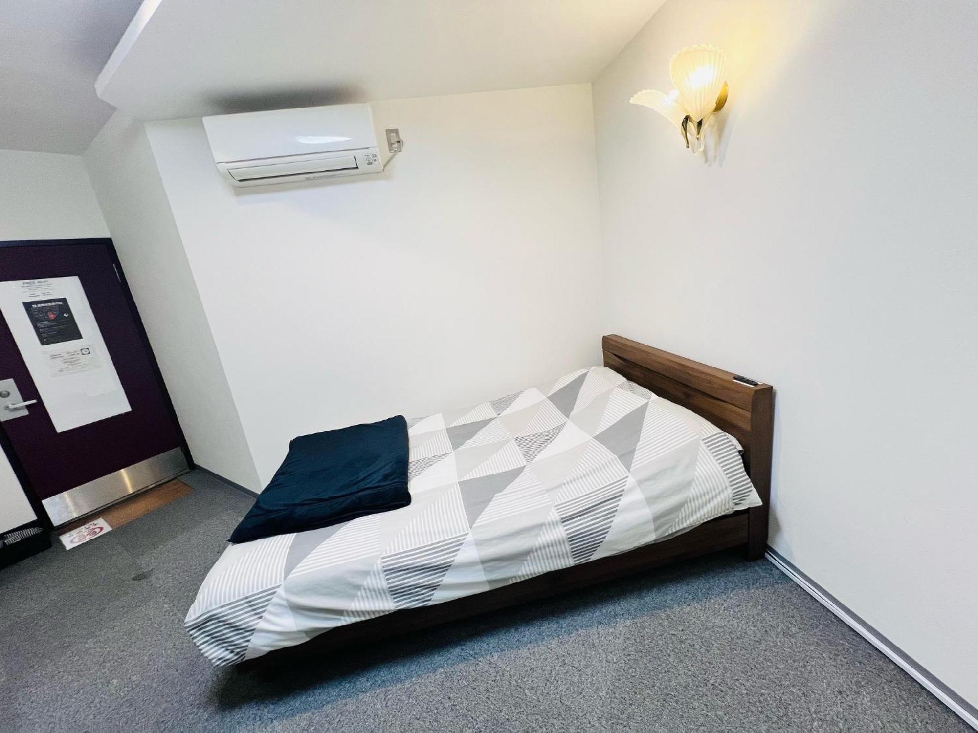 Hotel Leola - Vacation Stay 25772V Osaka Buitenkant foto